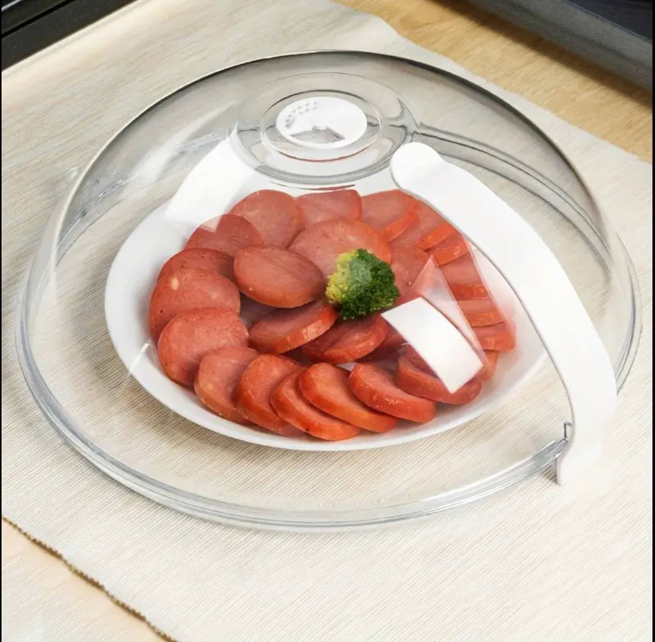 Heavy microwave cover with white
handle