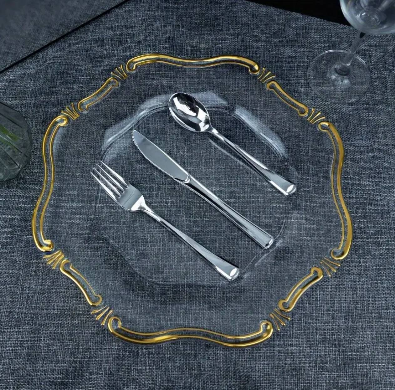 High quality unique clear charger plates