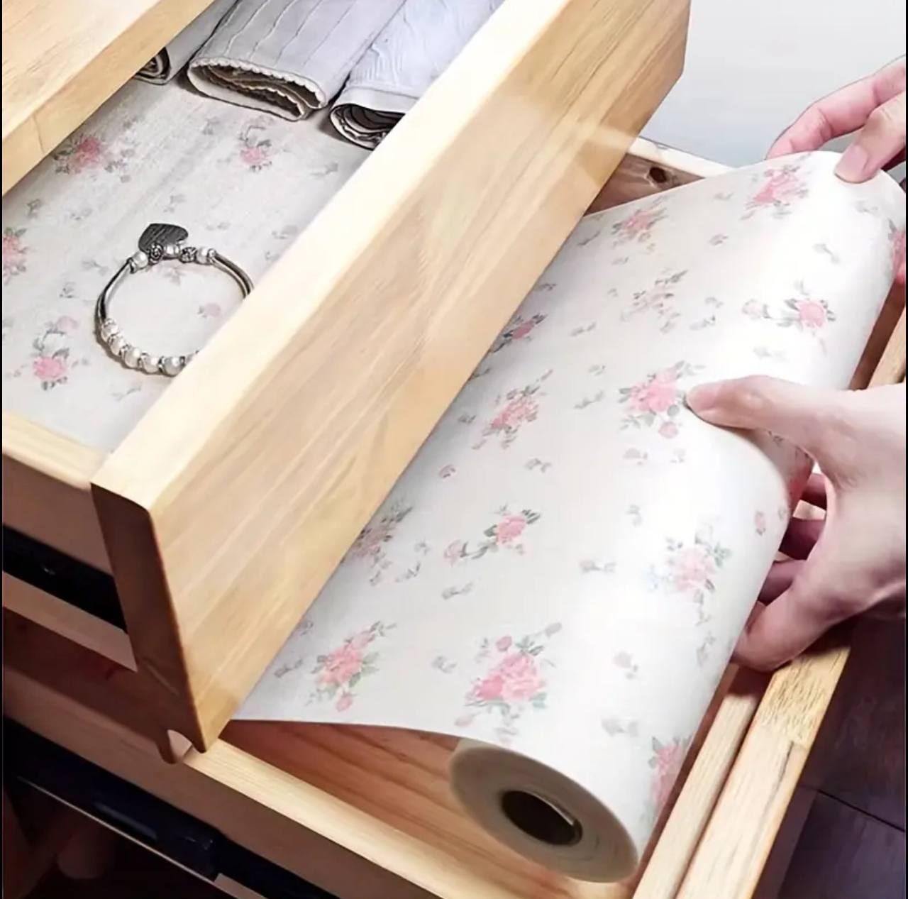 1roll Wardrobe Moisture-proof Mat Printing Cabinet Drawer Pad Kitchen liner
