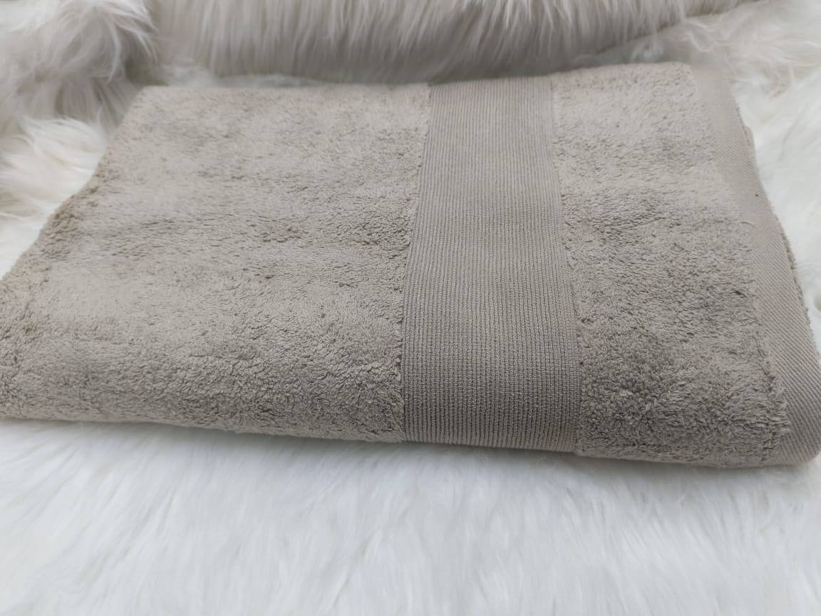 Colored Cotton Towels –