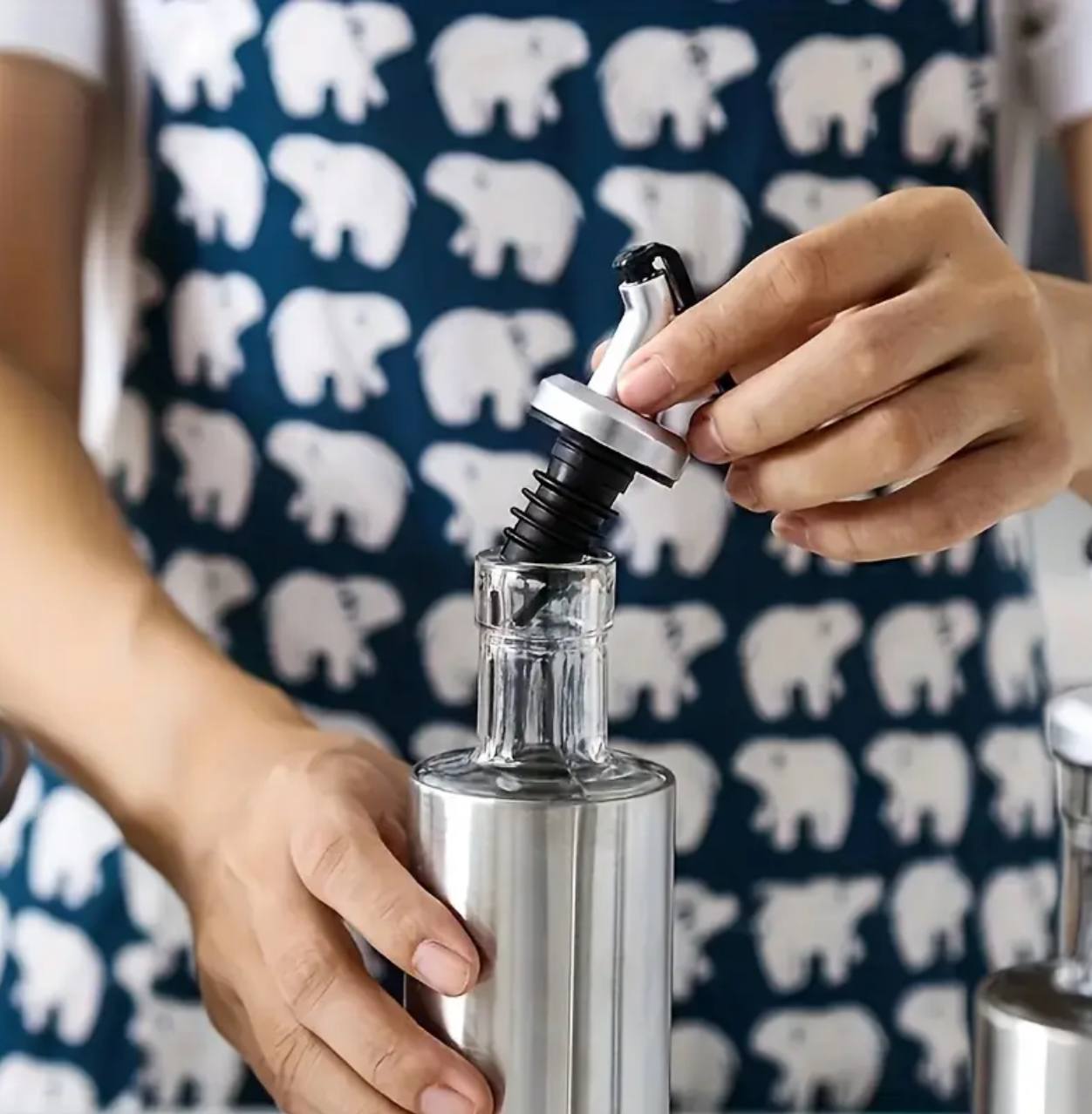 Oil/Vinegar Glass Steel Dispenser