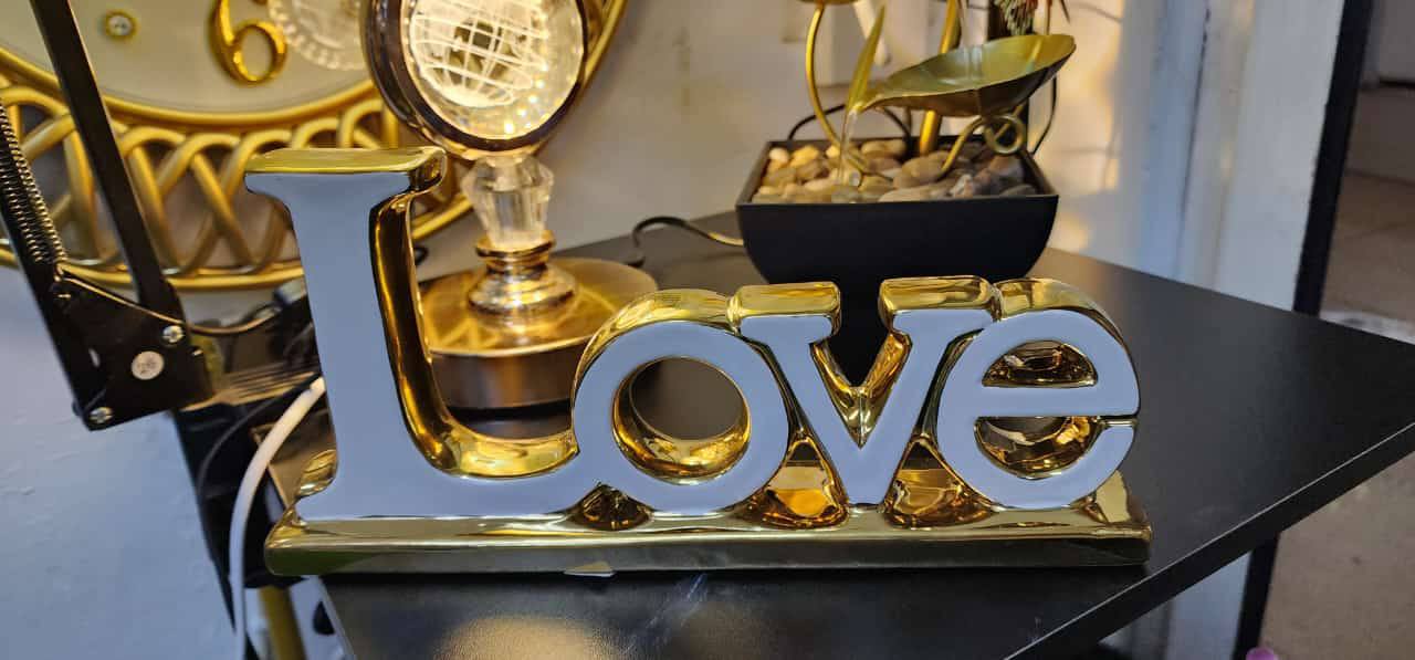 Luxury ceramic love ,smile home,office decoration TV Cabinet decoration