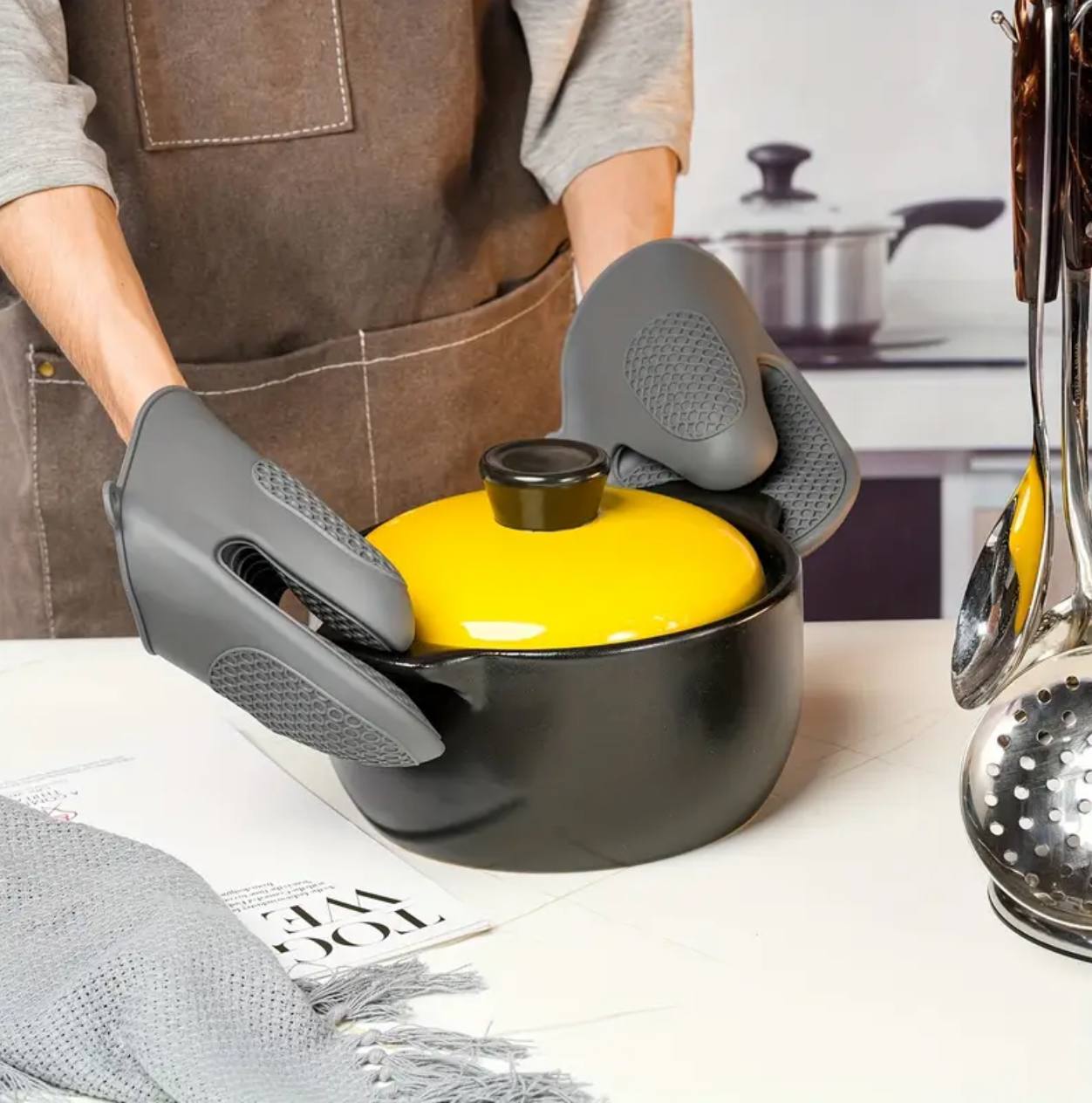 Oven glove/mittens