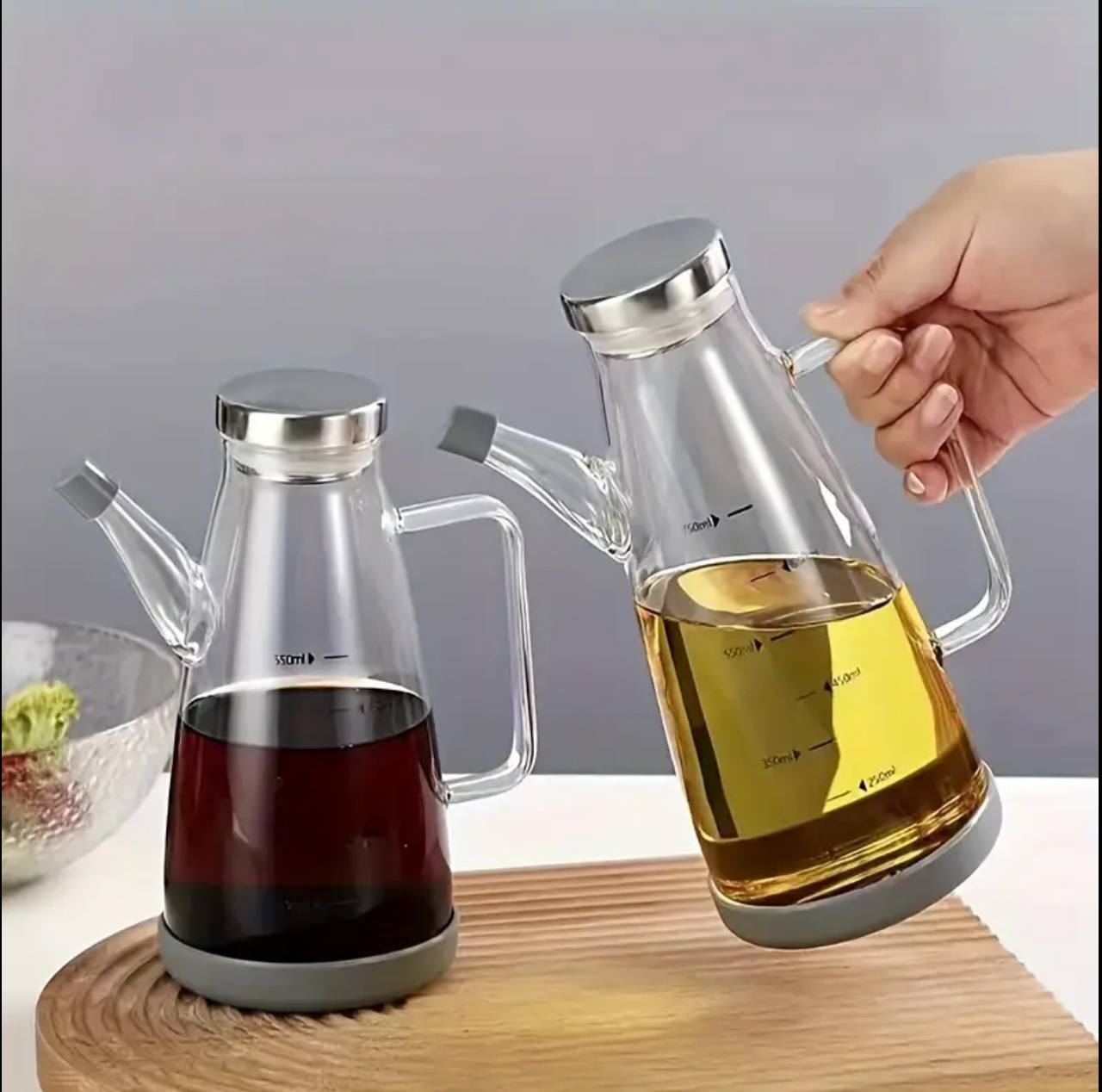 High Borosilicate Glass Oil Bottle with silicone base