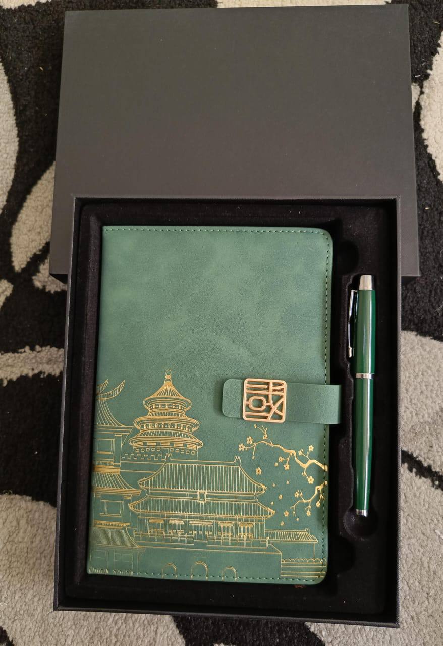 Make a Bold Statement with Executive Notebook Gift Sets
