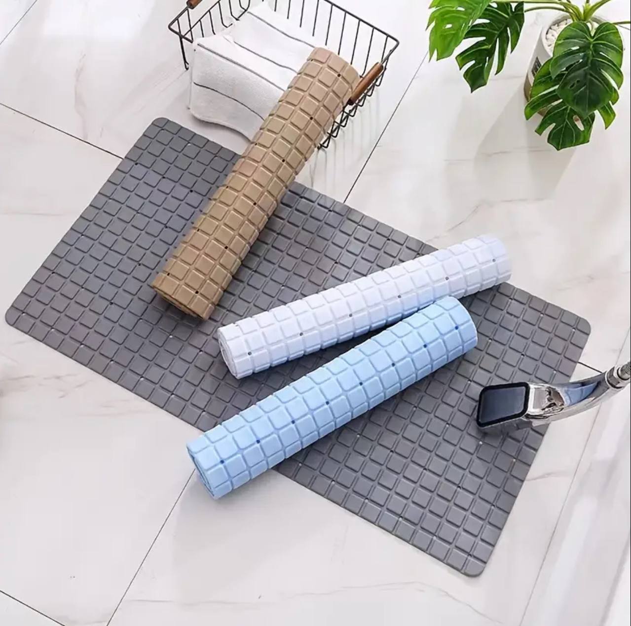 Bathroom / bath tub plaid anti-slip mat