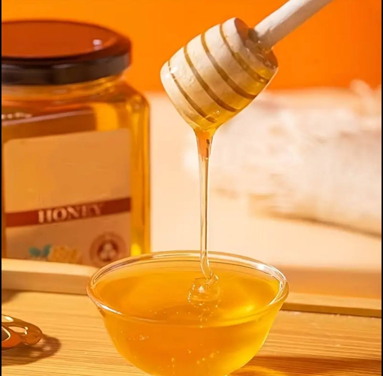 Multi-Purpose Glass Honey Storage Jars with Wooden Lid and Stirring Stick