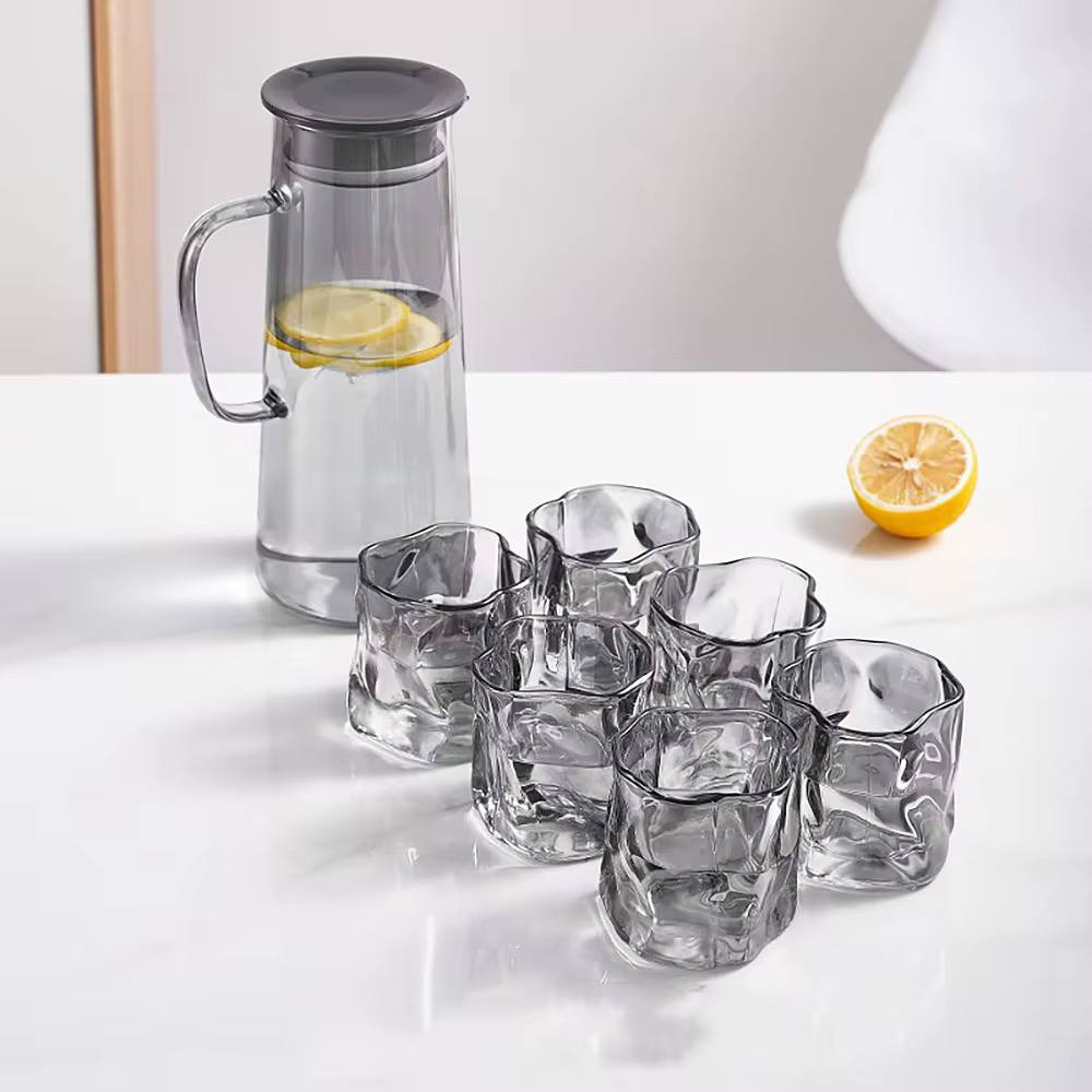 Golden or dark 7pc glass water