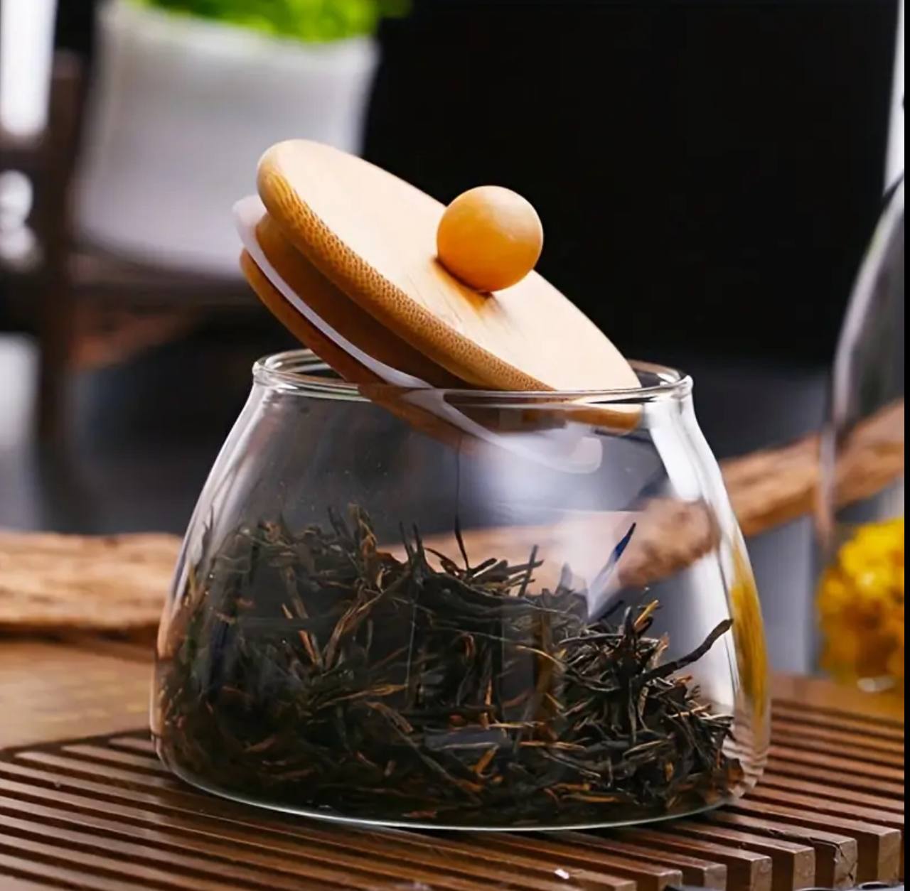 Glass storage containers /canisters
With Bamboo lid