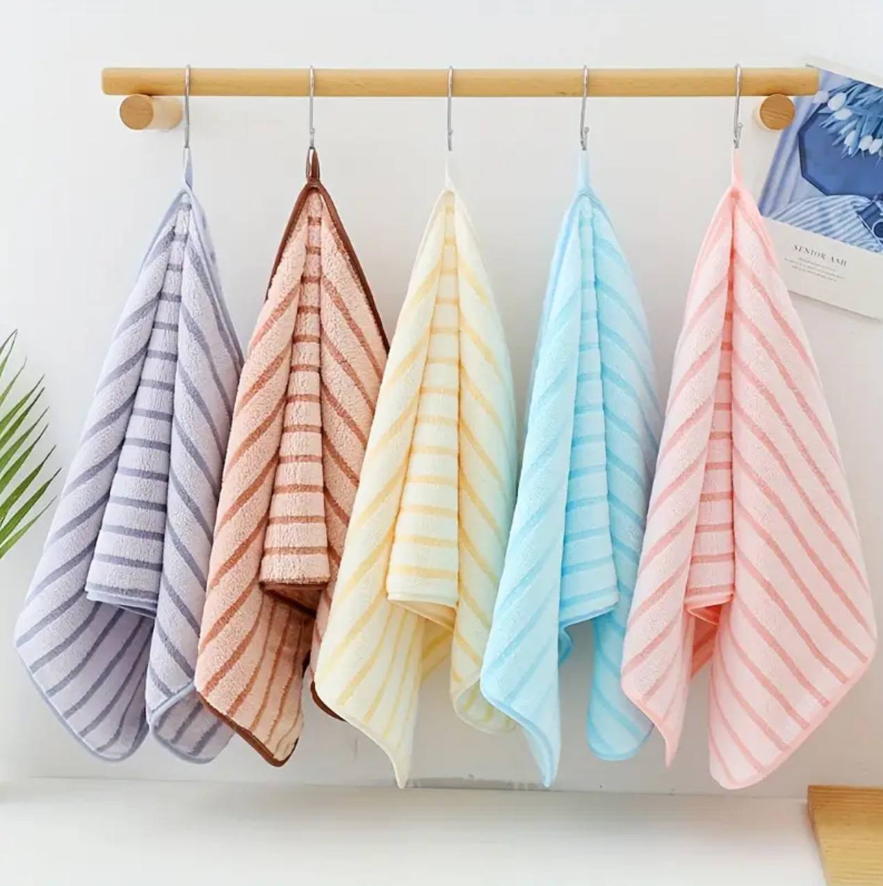 Coral velvet microfiber towels