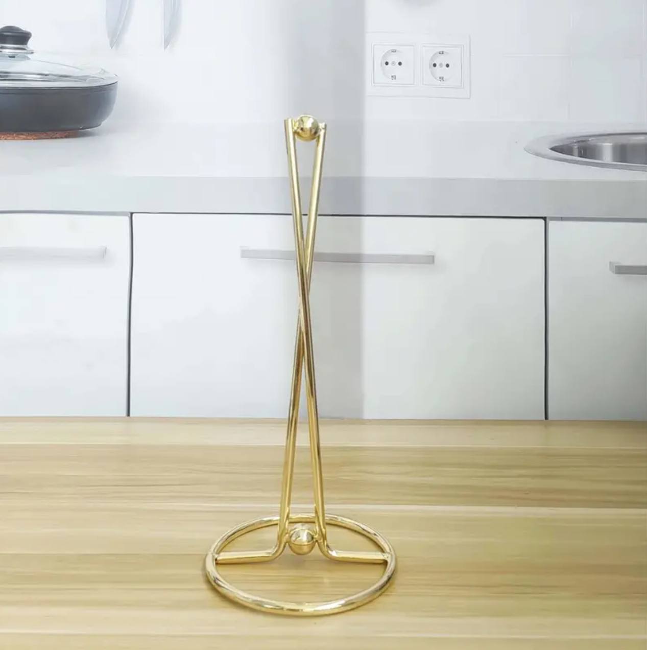 Vertical Iron Paper Towel Holder
Kitchen towel holder