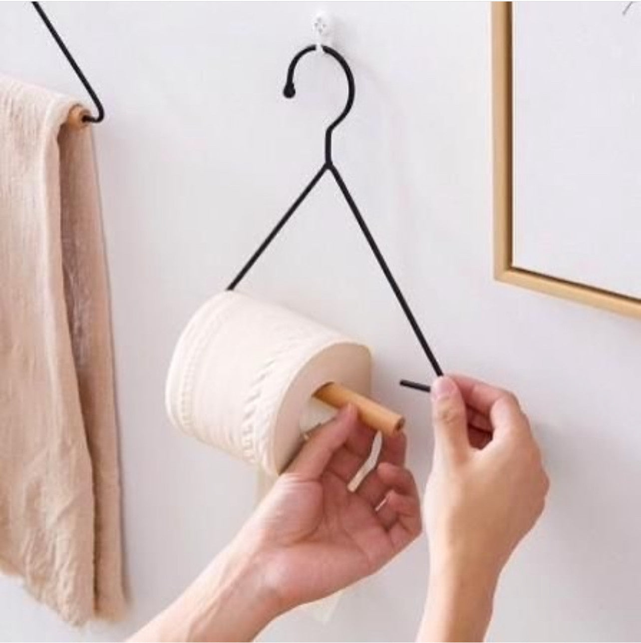 Nordic Geometric design wood iron towel storage rack