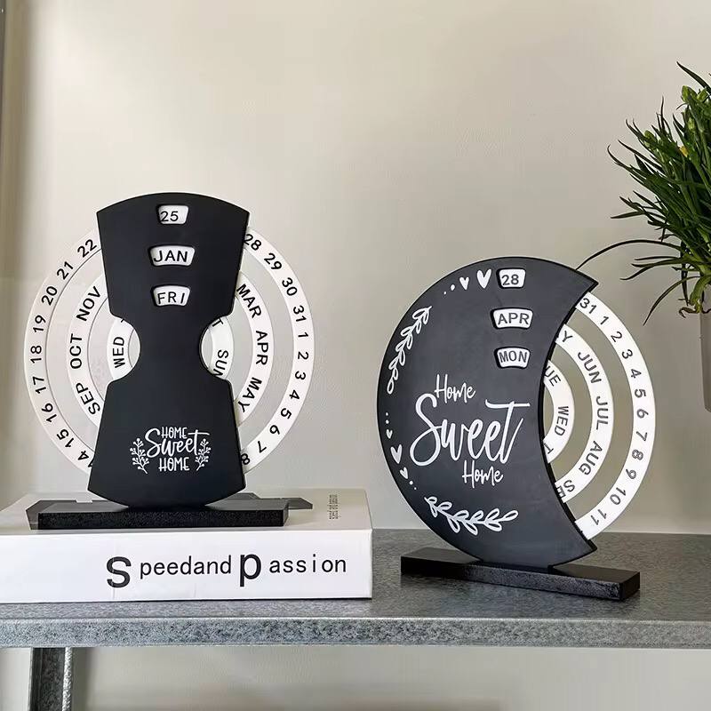 Creative manual rotating calendar