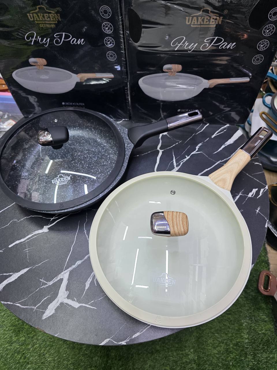 Premium Quality.
28cm Deep Fry Casserole Pan