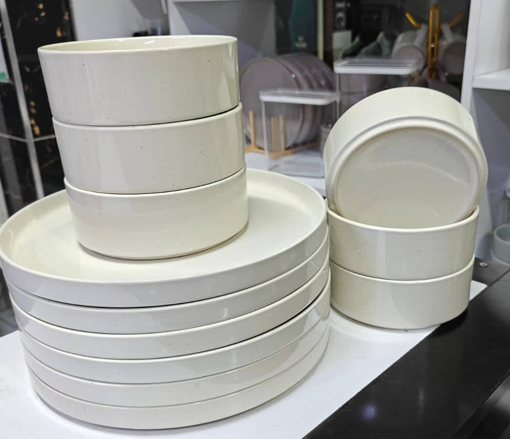 premium quality bowls and plates set