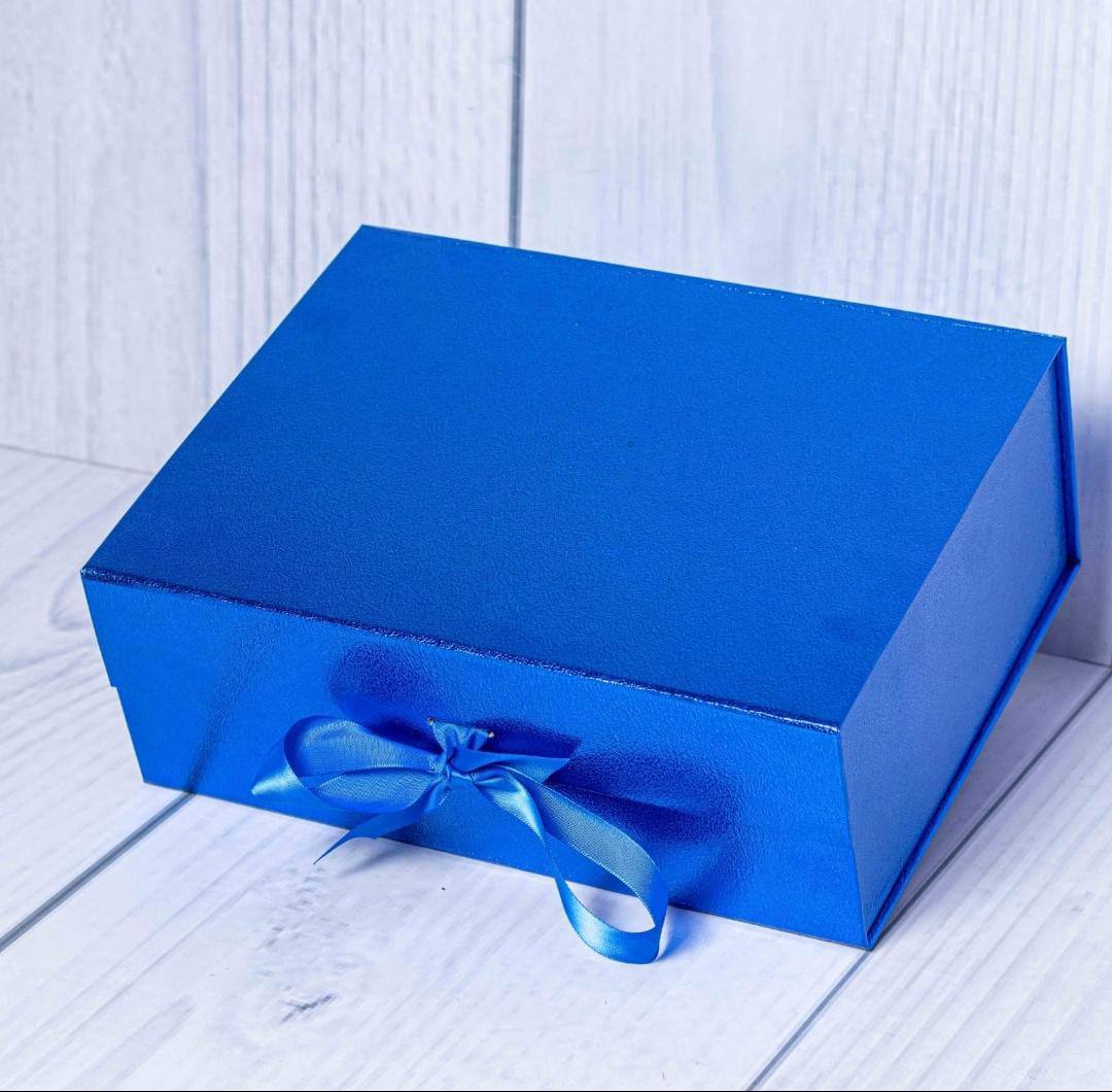 Magnetic Ribbon Luxurious Gift Box