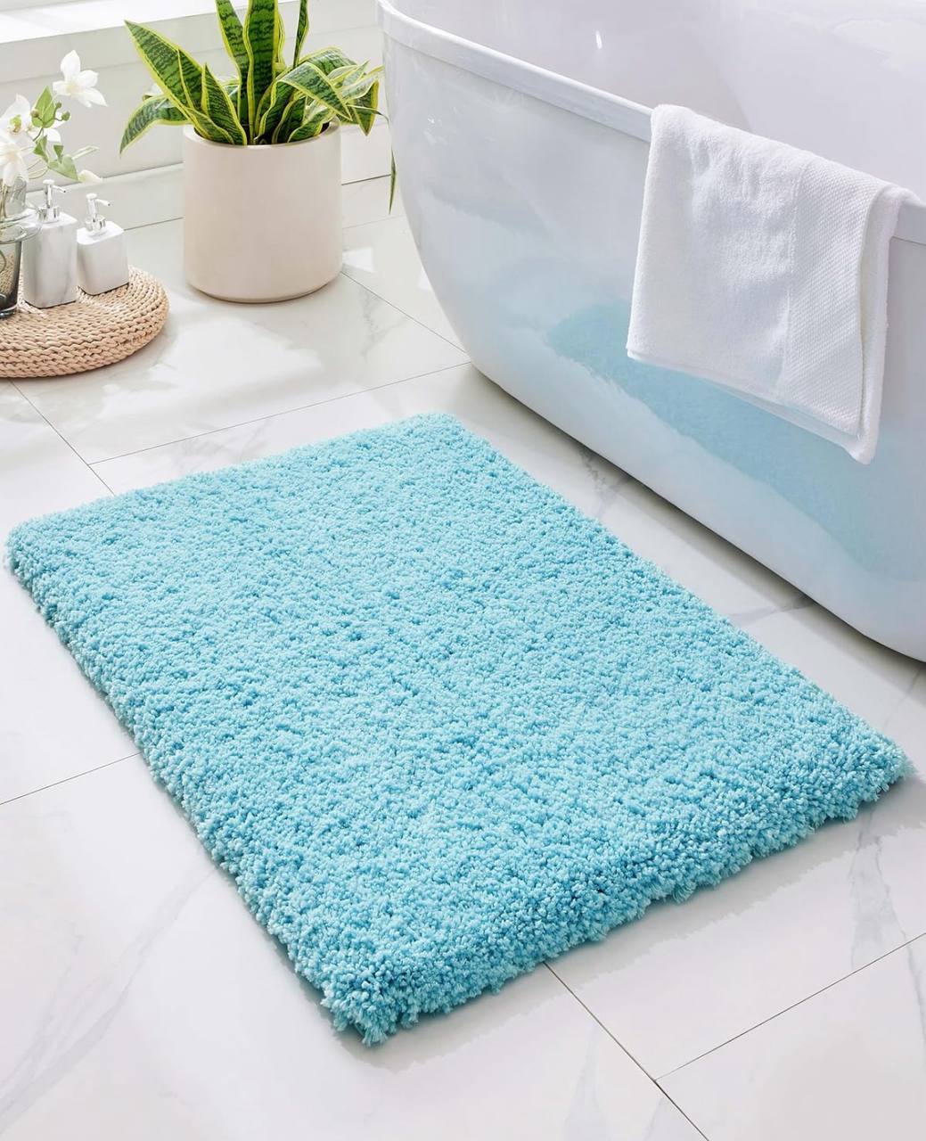 Bathroom absorbent fluffy mat