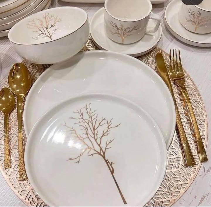 32pcs Elegant Floral European Porcelain Dinner set