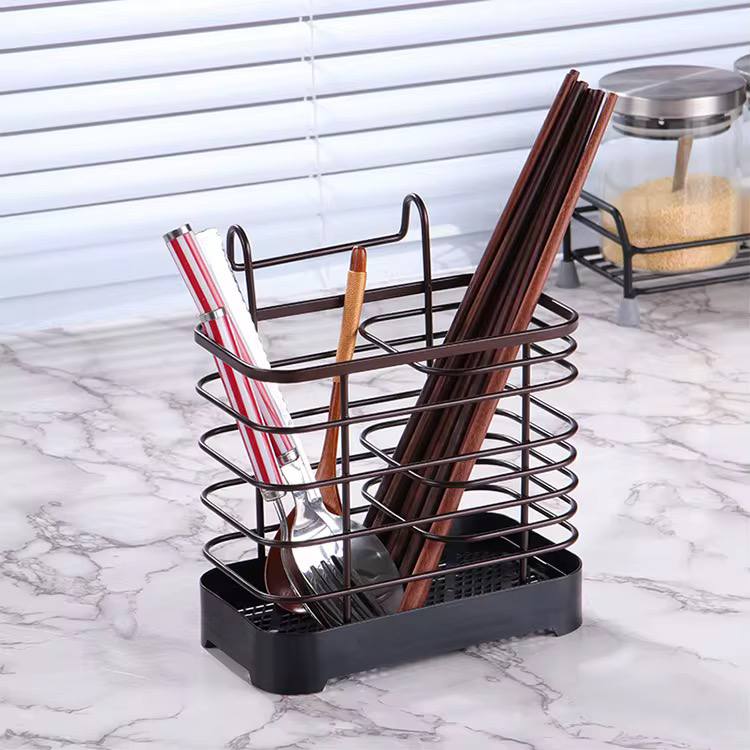 Metal spoon/chopsticks holder