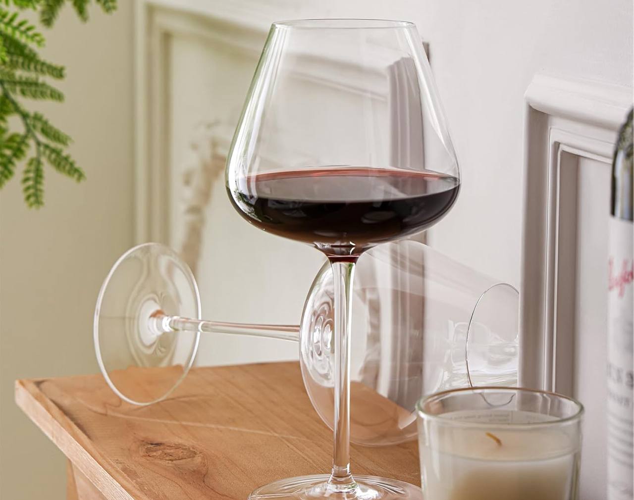 Bulb Wine Glass Medium
