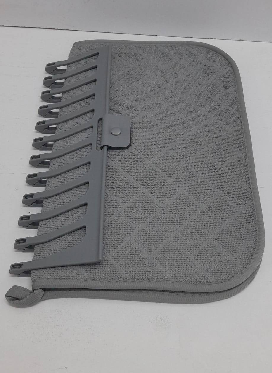 Foldable kitchen drying mat