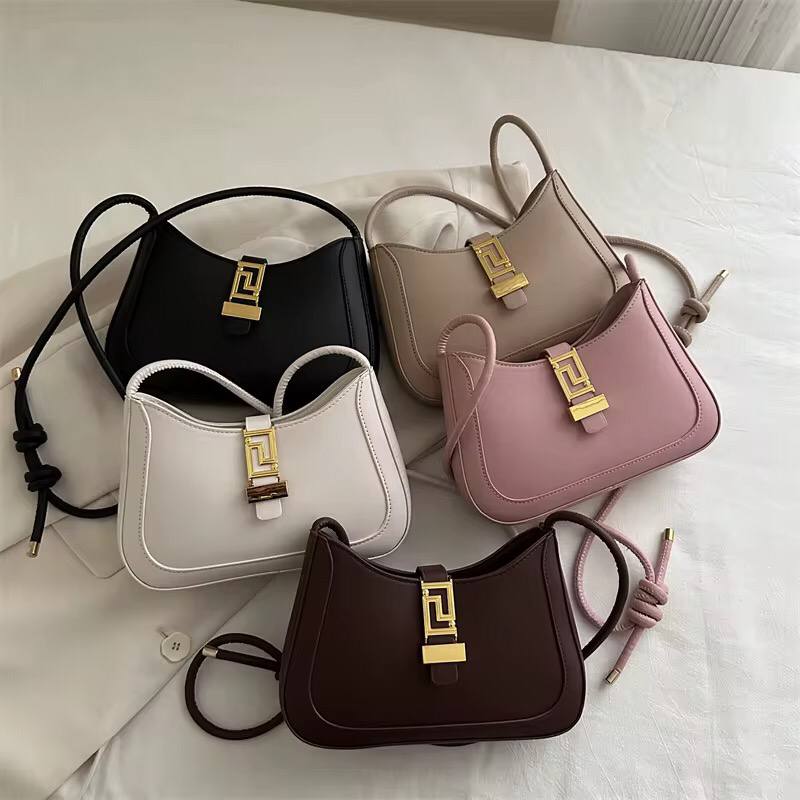 Ladies fashion sling bag