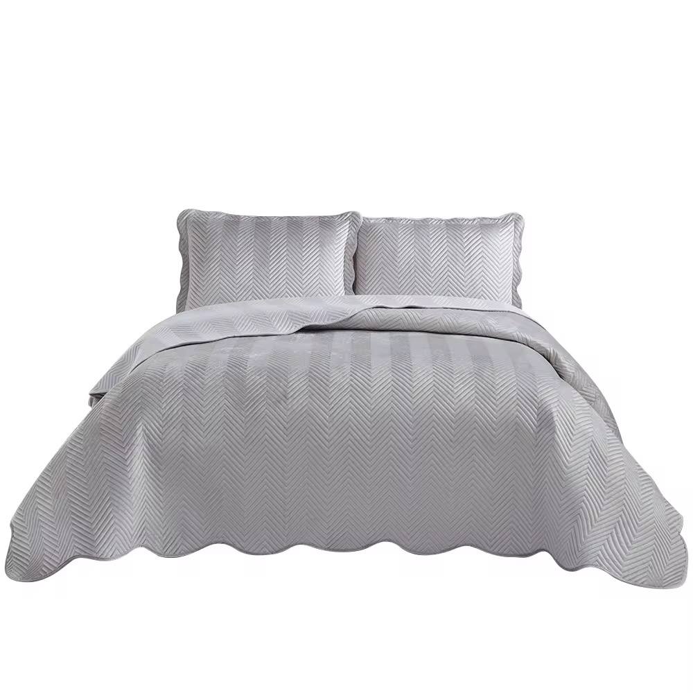 Soft velvet bedcovers
With 2 pillow cases