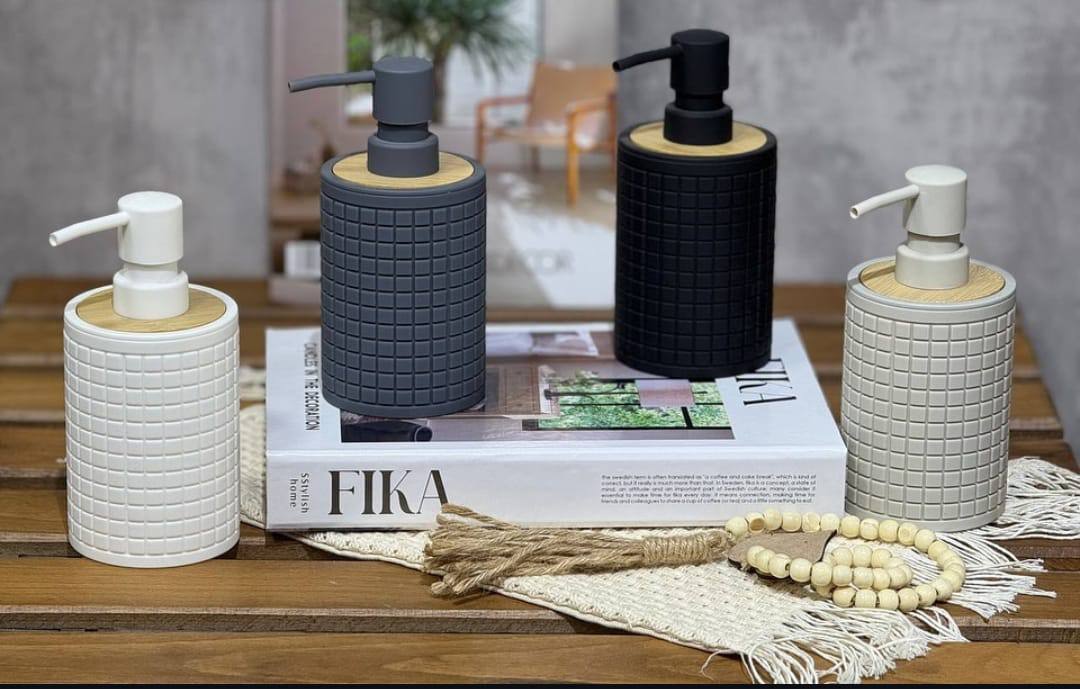 Bamboo luxury Lotion pump bottle for kitchen/ bathroom countertops / shower gel/ decorative soap dispenser