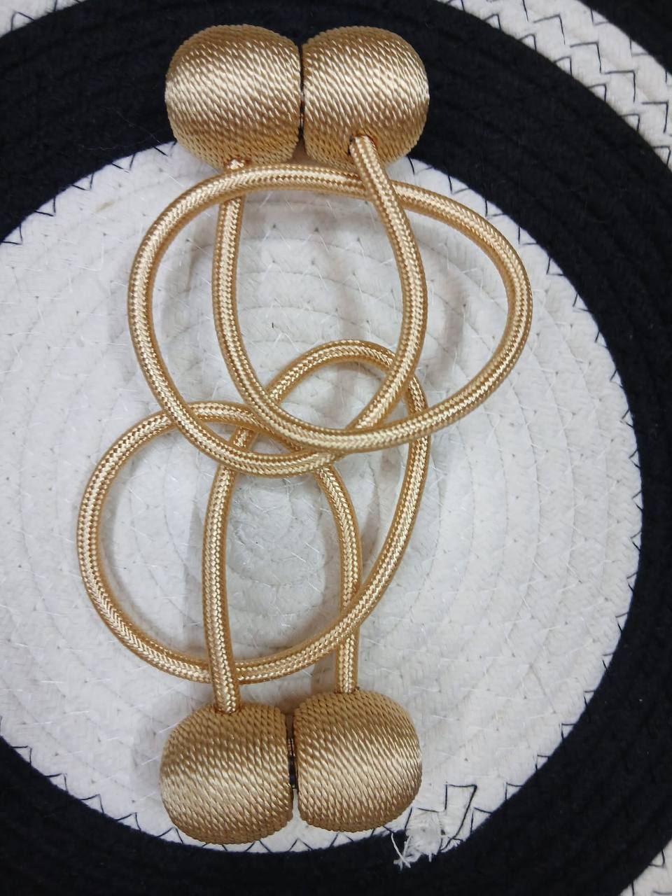 curtain holder