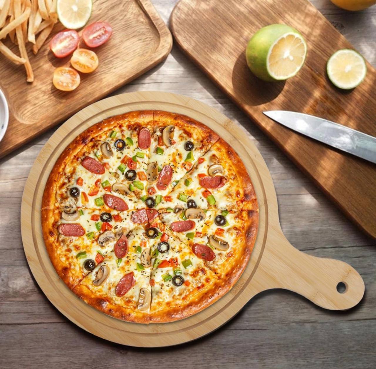 Bamboo pizza board plate