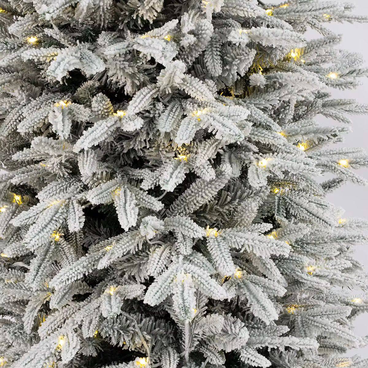 PREMIUM PVC PRELIT CHRISTMAS TREE
high quality with 3000 leaves