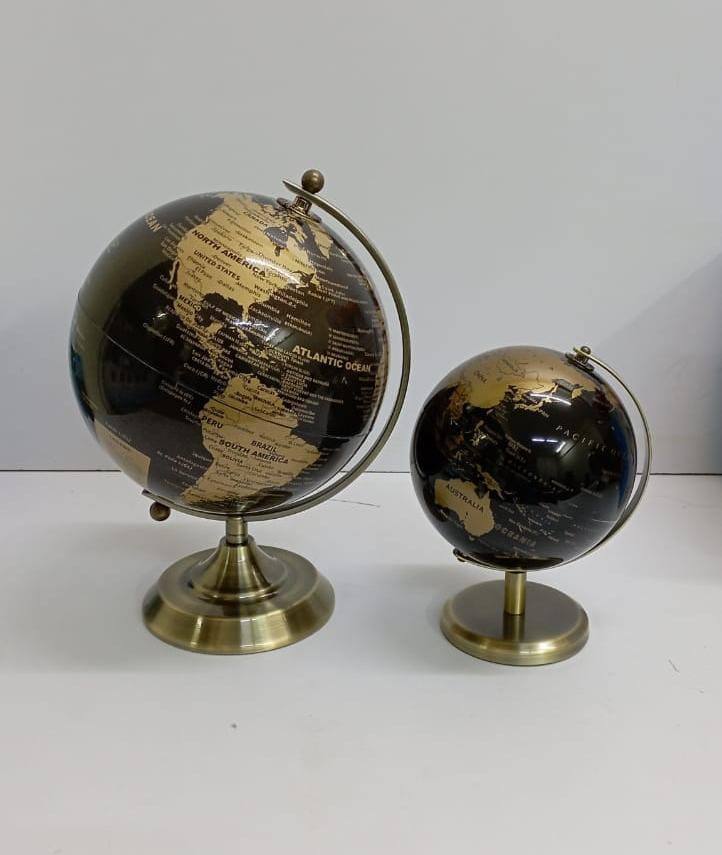 ROTATING GLOBE WORLD MAP
Rotating Atlas
