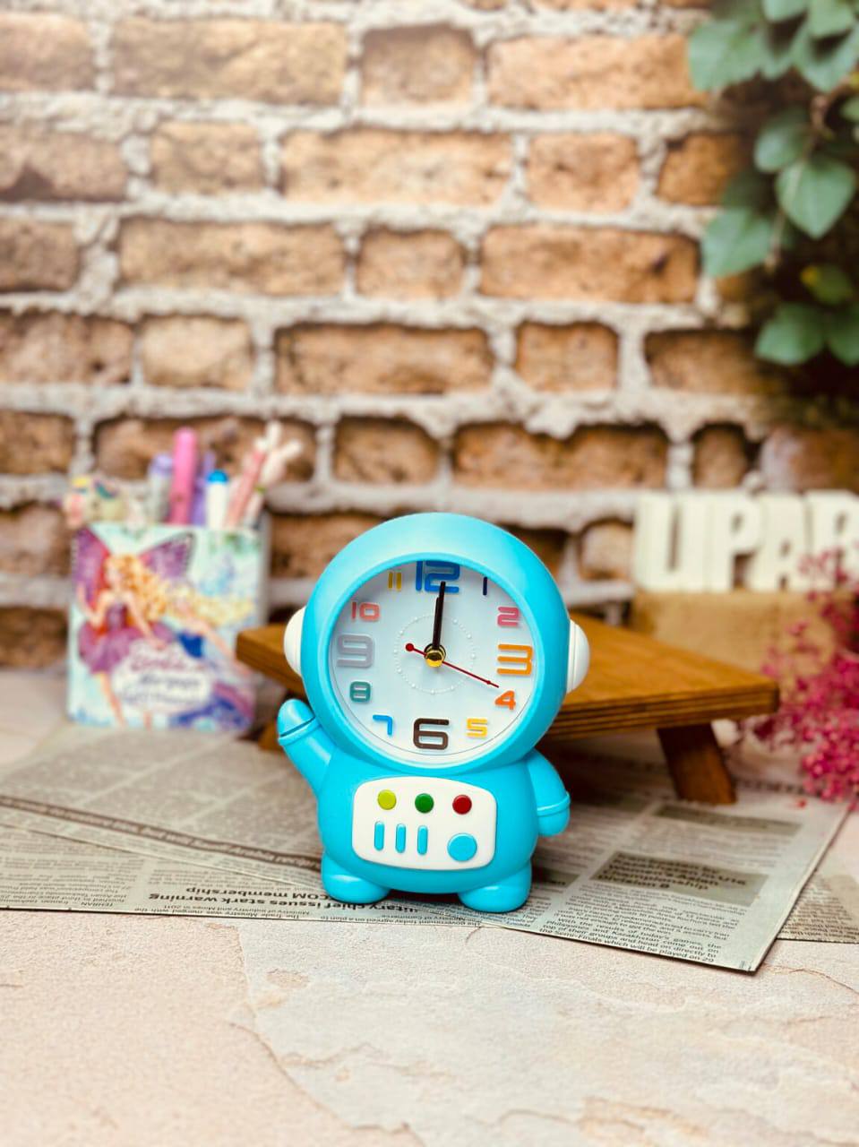 Creative Astronaut Student Bedside Alarm Clock,