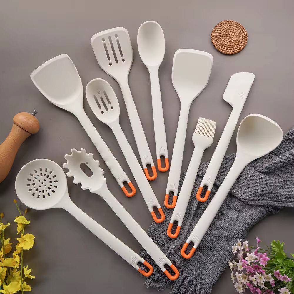 High Temperature resistant heavy duty silicone cooking/serving spoons with hard TPR handles