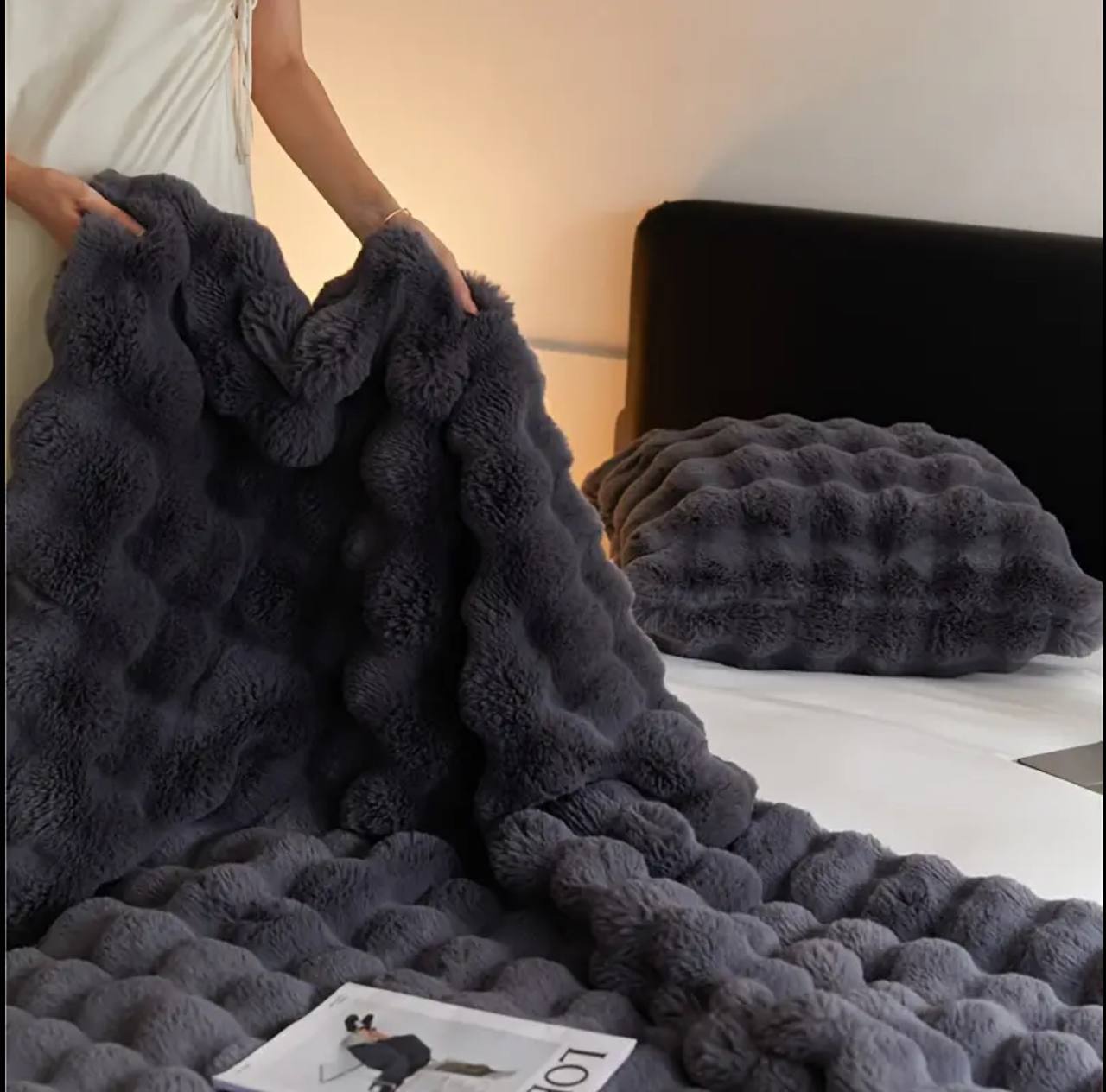 Premium quality Soft Bubble Winter Throw Blanket