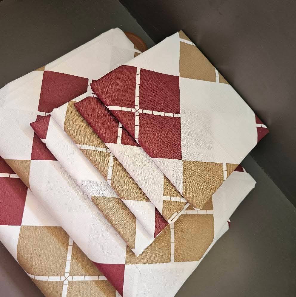 Two Flat Bedsheet Both Printed
4 Pillowcases