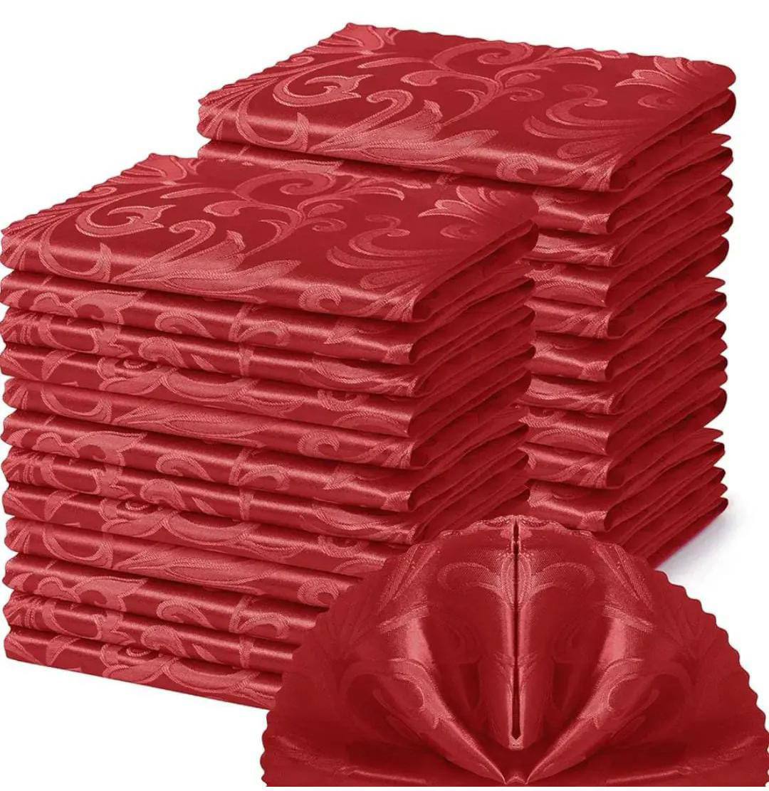 Themed dinning napkins
Red
Green
White