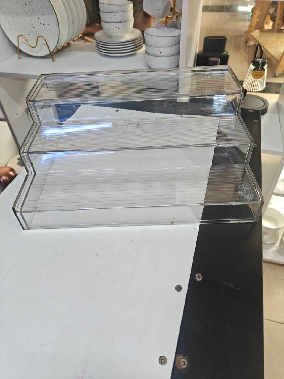 3 tier Expandable acrylic Rack