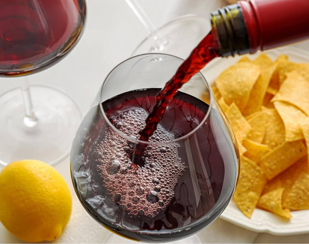 Bulb Wine Glass Medium