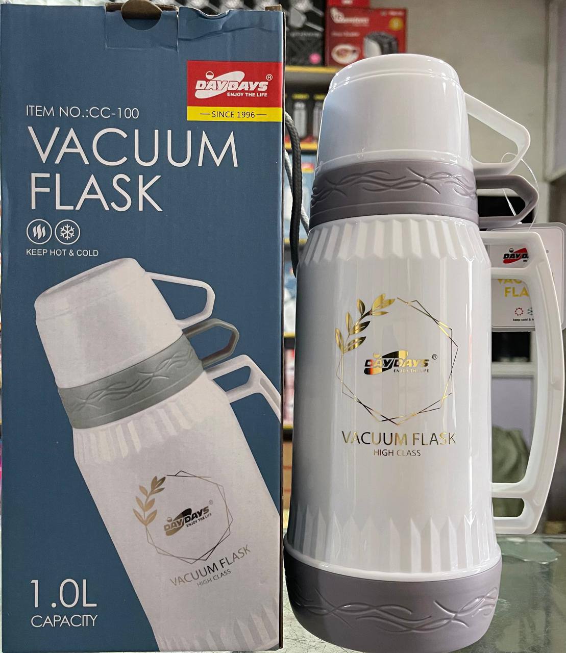 1.0L DAYDAYS flasks white with different patterns