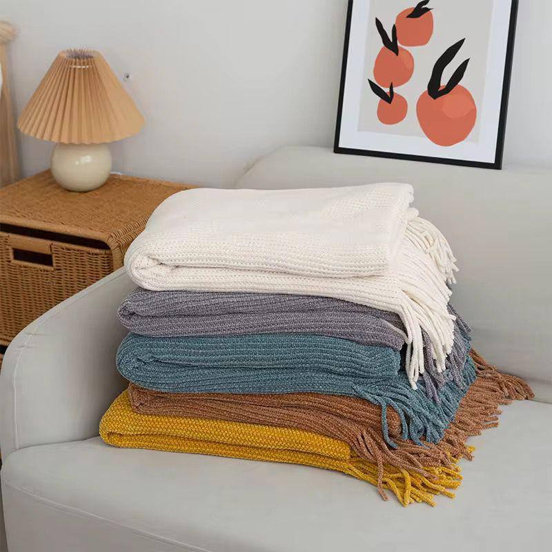 Soft textured chenille throw blanket