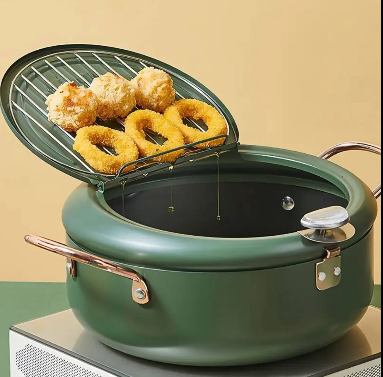 Nordic green coloured 3.4L Frying pot with thermometer and oil drain grill
