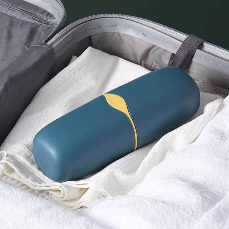 Nordic Portable toothbrush/ cosmetic holder
