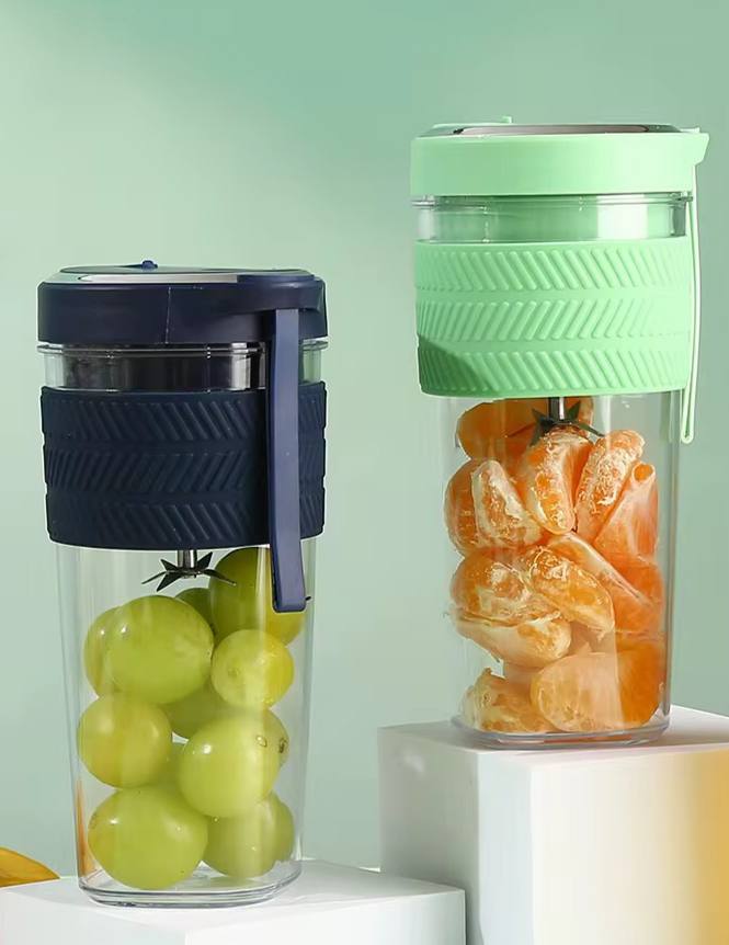 Portable juice cup blender
