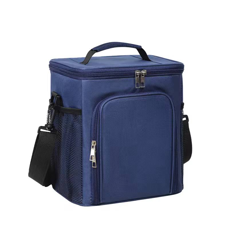 Large capacity 2 compartment lunch bag .