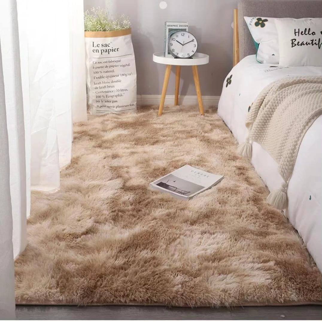 Bedside fluffy carpets