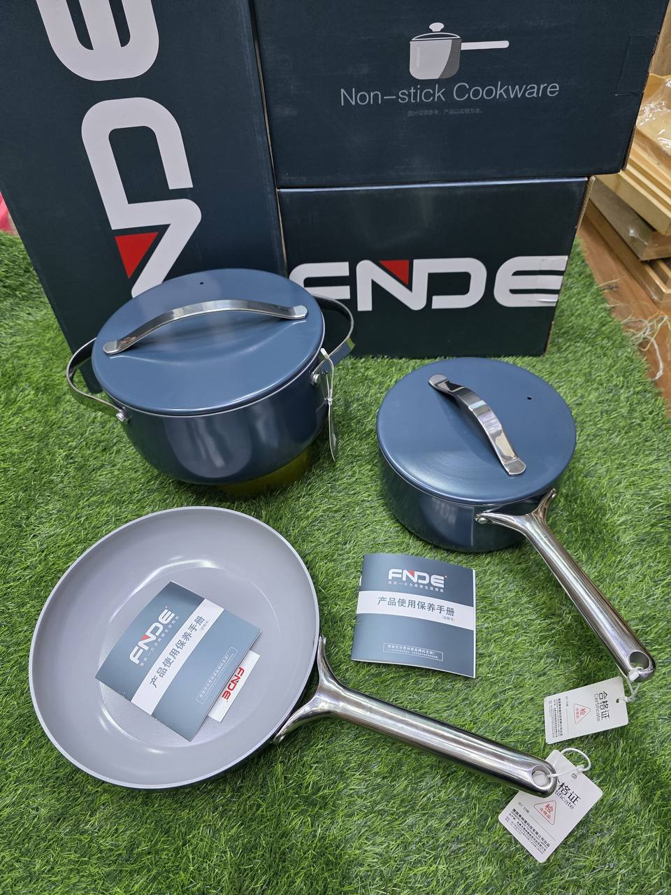 Premium Caraway FNDE Cookware set.
