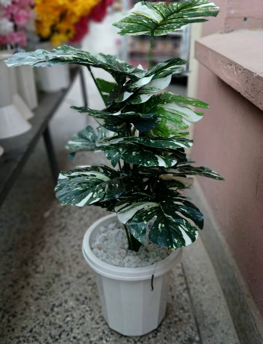 Small artificial trees