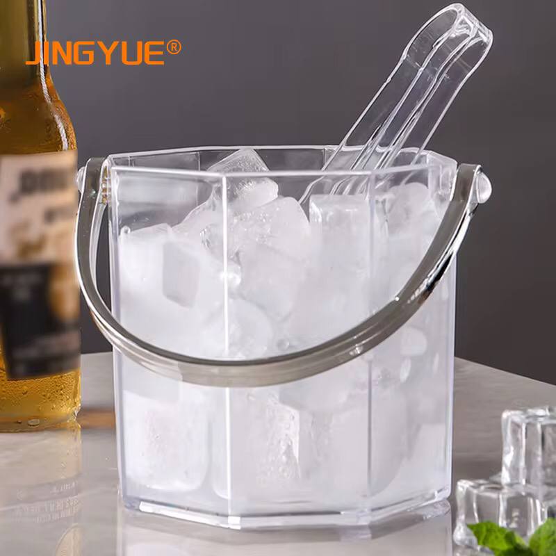 Portable ice cube bucket with handle
