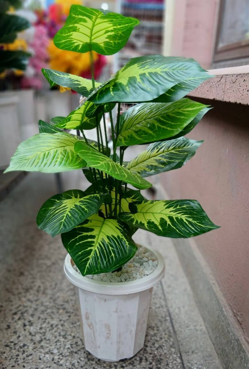 Small artificial trees